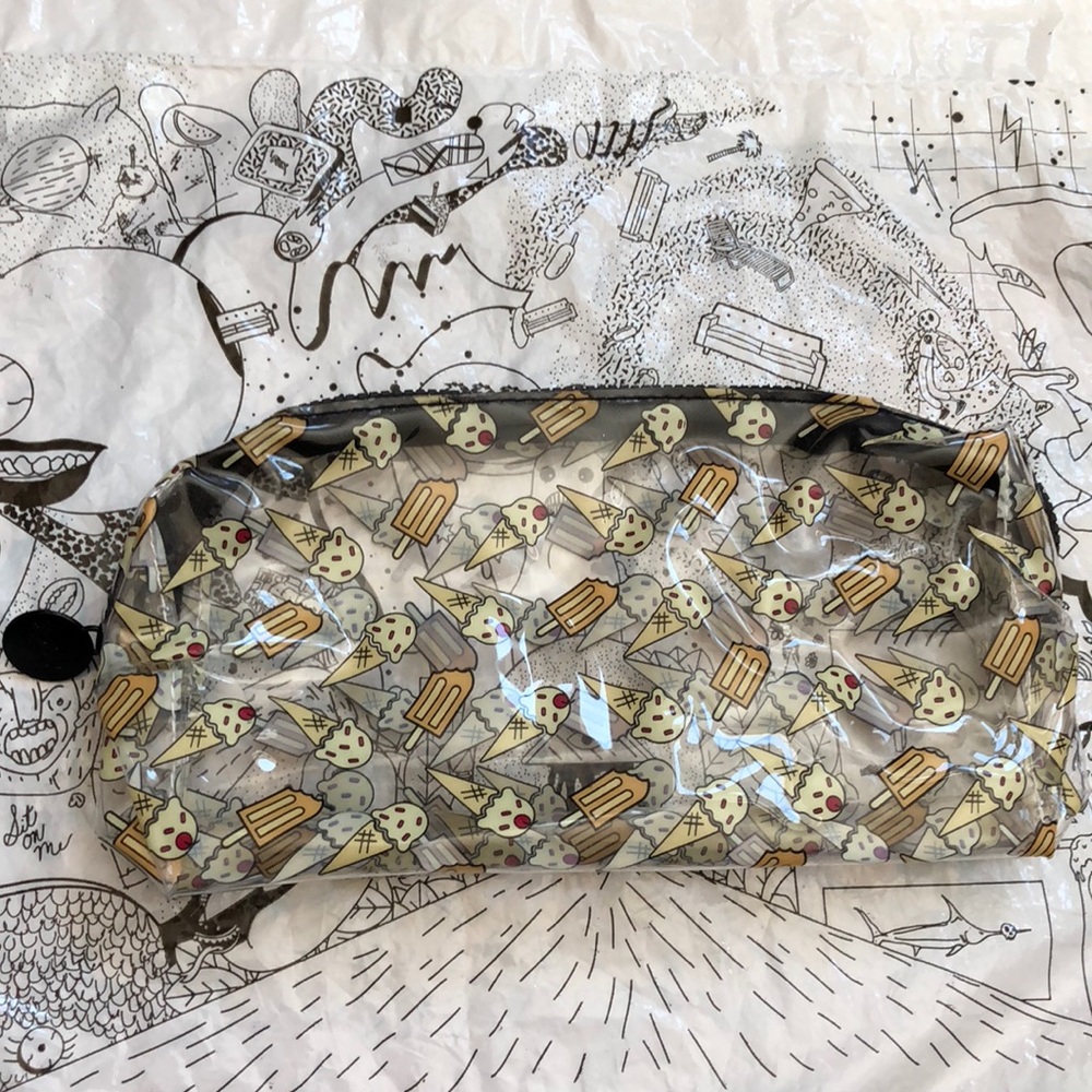 💓Ipsy pencil case bag